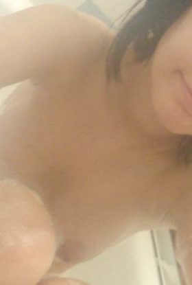 Eskort massage i Evertsberg - Eskortmodell